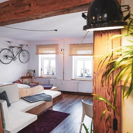Studio Apartment Zur Alten Post, 48Qm Individualapartment Mit Blick Ueber Zittaus Altstadt, Ferienwohnung Im Altstadtkern Umrandet Vom Zittauer Gebirge Exterior foto